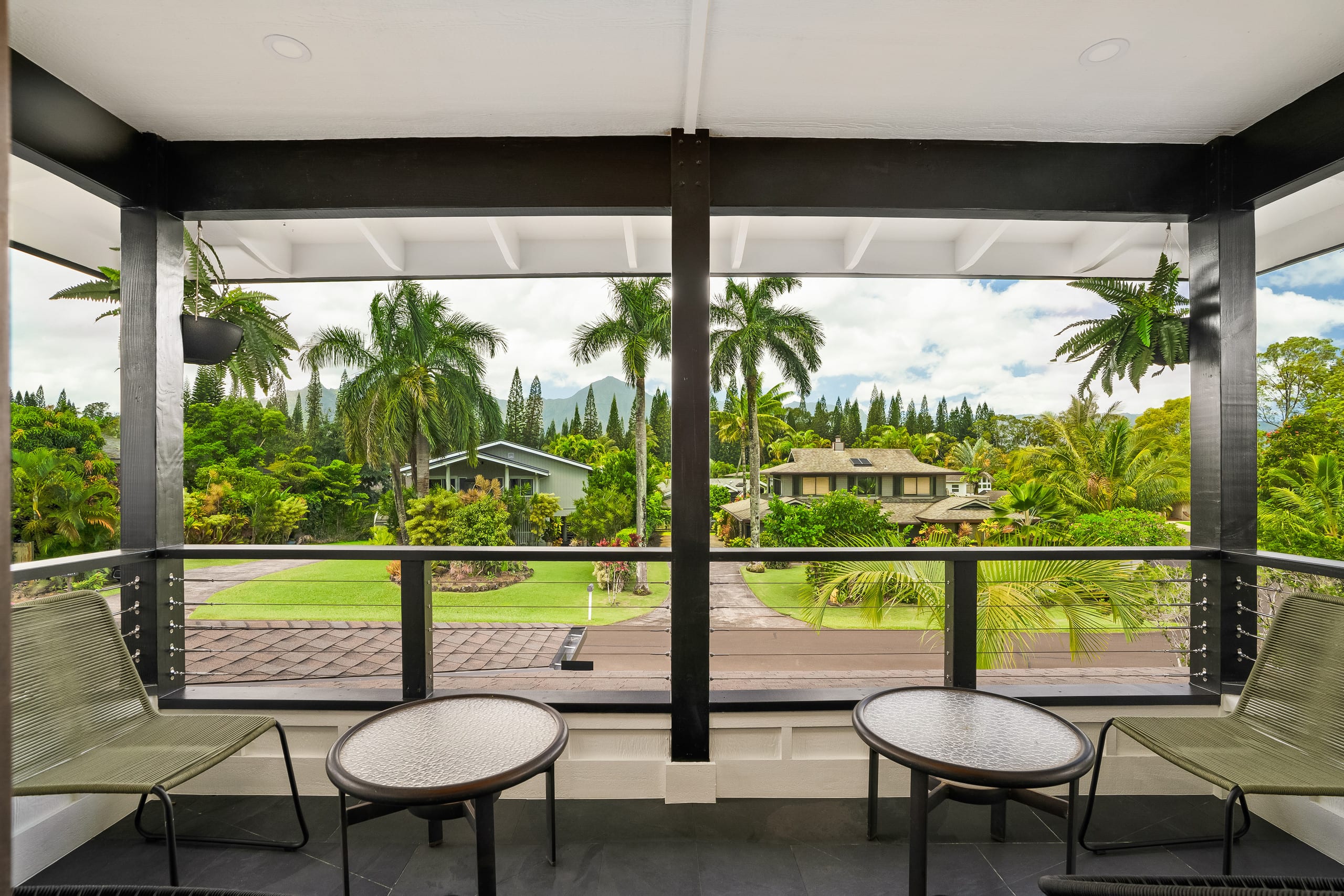 Home in Princeville · ★5.0 · 4 bedrooms · 11 beds · 7.5 private baths - Image 23