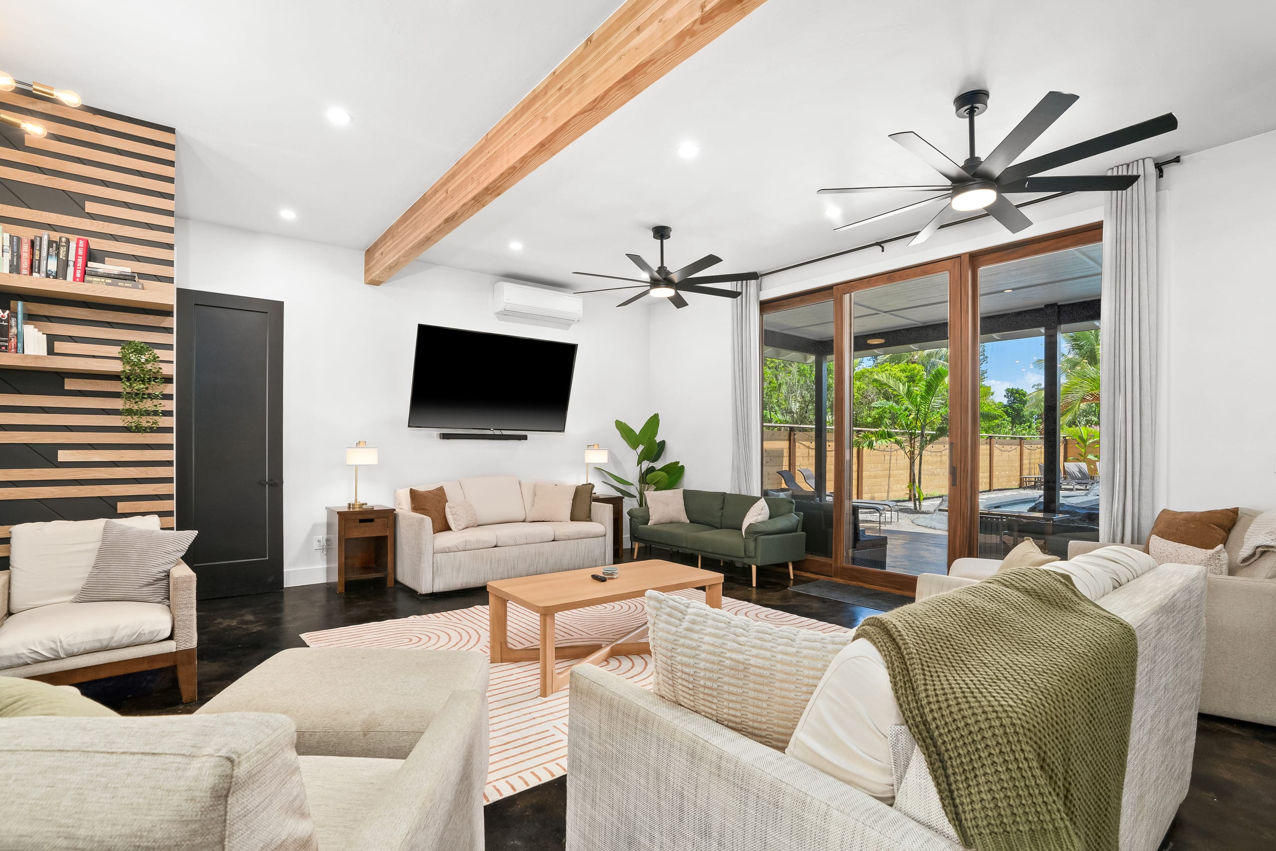 Home in Princeville · ★5.0 · 4 bedrooms · 11 beds · 7.5 private baths - Image 8