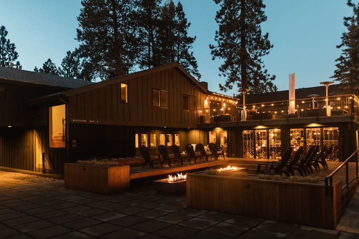 Near The Slopes: Ski With Family And Friends - Lake Tahoe