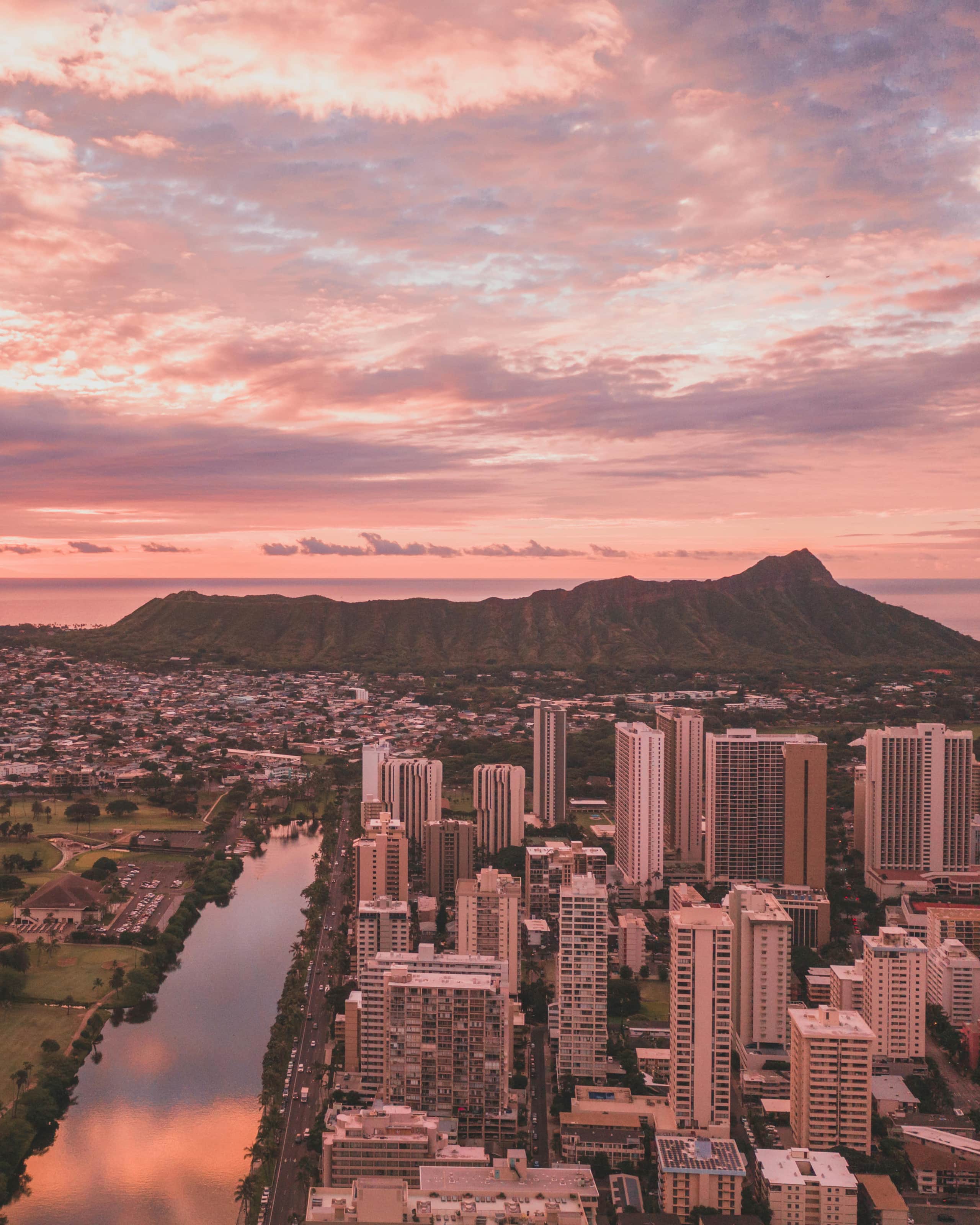 36FL New Cozy Apartment Great View Central Waikiki - Image 37