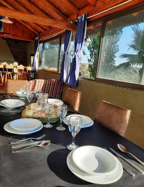 Top Airbnb: Rincon Dulce Cabin 12 minutes from the Cacheuta Hot Springs in Luján De Cuyo