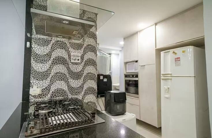 beira mar em copacabana. Pé na areia! gallery image 2