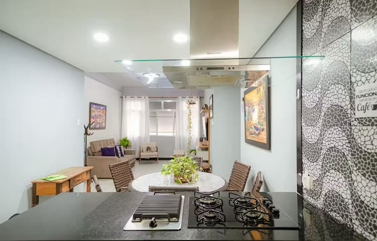 beira mar em copacabana. Pé na areia!