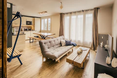 Modern 70 m² 3-bedroom apartment, chalet style, close to Chambéry