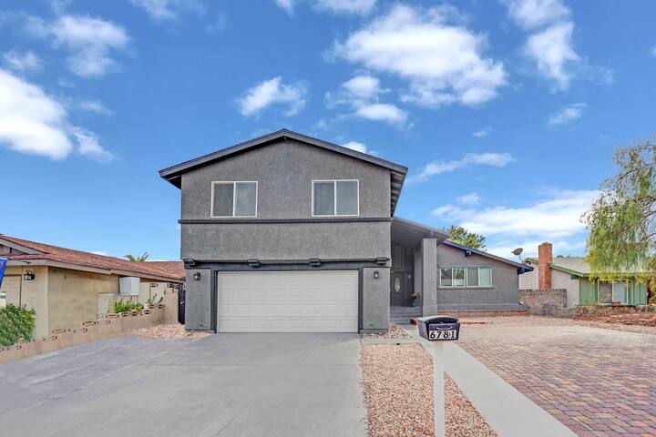 WowBilly NearStrip/ChinaT/HeatedPoolExtra/3KingBed