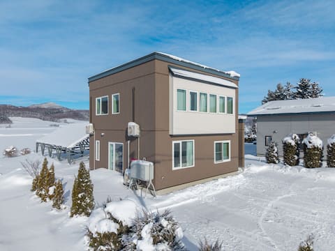 CLEMATIS【Renovated / Furano ski area / 106㎡】
