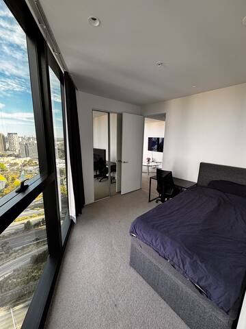 Luxury in the heart of Melbourne gallery image 4