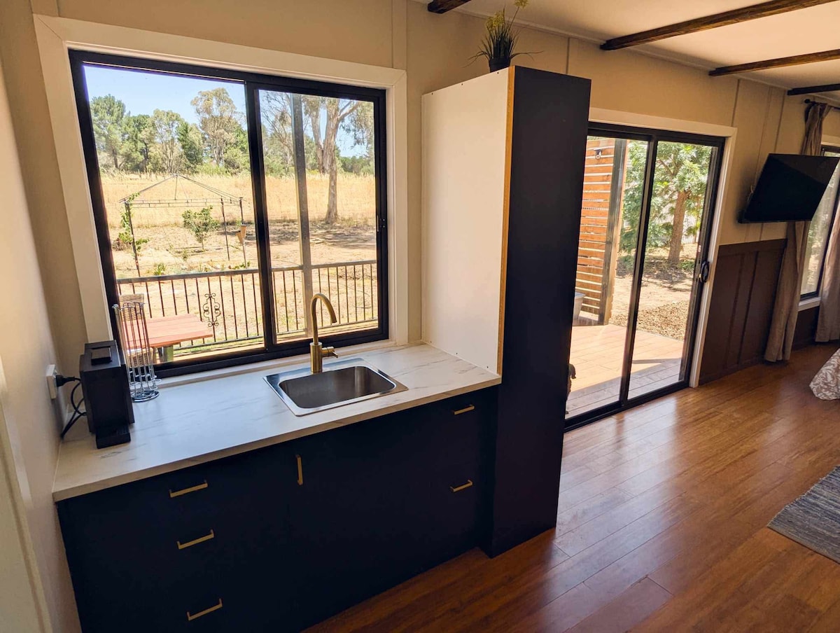 The Tiny Barossa Sanctuary