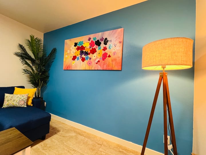 Blue Haven Apt - Great Location - Lake Casa Blanca International State Park, Laredo