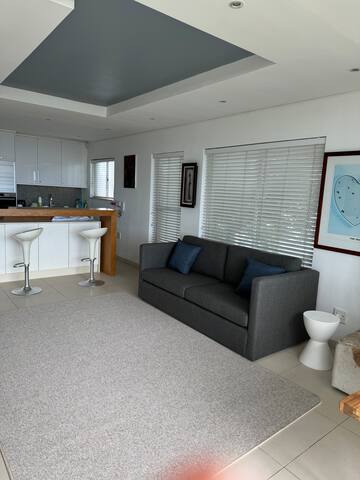 A step away from the beach gallery image 2