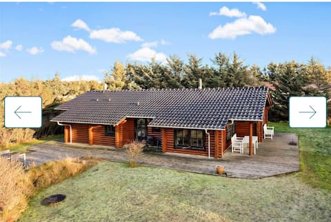Nordic coziness in a log cabin