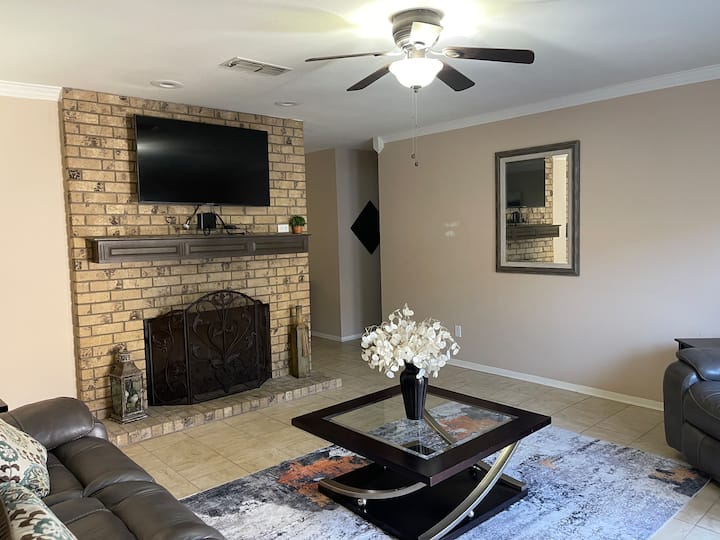 Peaceful Retreat - Odessa, TX