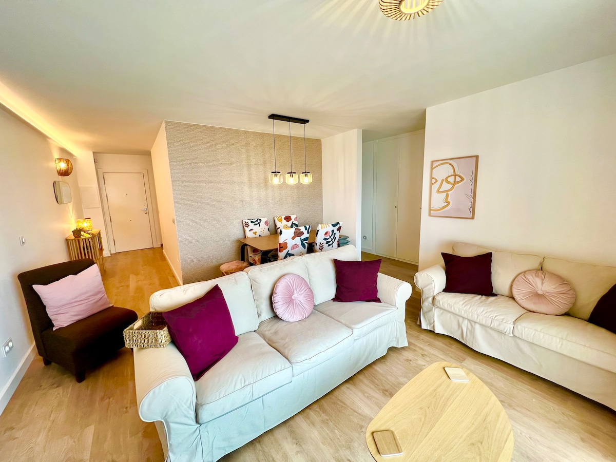 Top Airbnb: Playa Santa Ana with terrace and sea view en Benalmádena