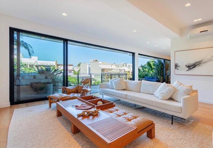 Duplex Luxo com piscina e sauna, próximo à praia gallery image 3