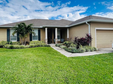 Spacious 4BR Home w/ King Bed+Covered Pool