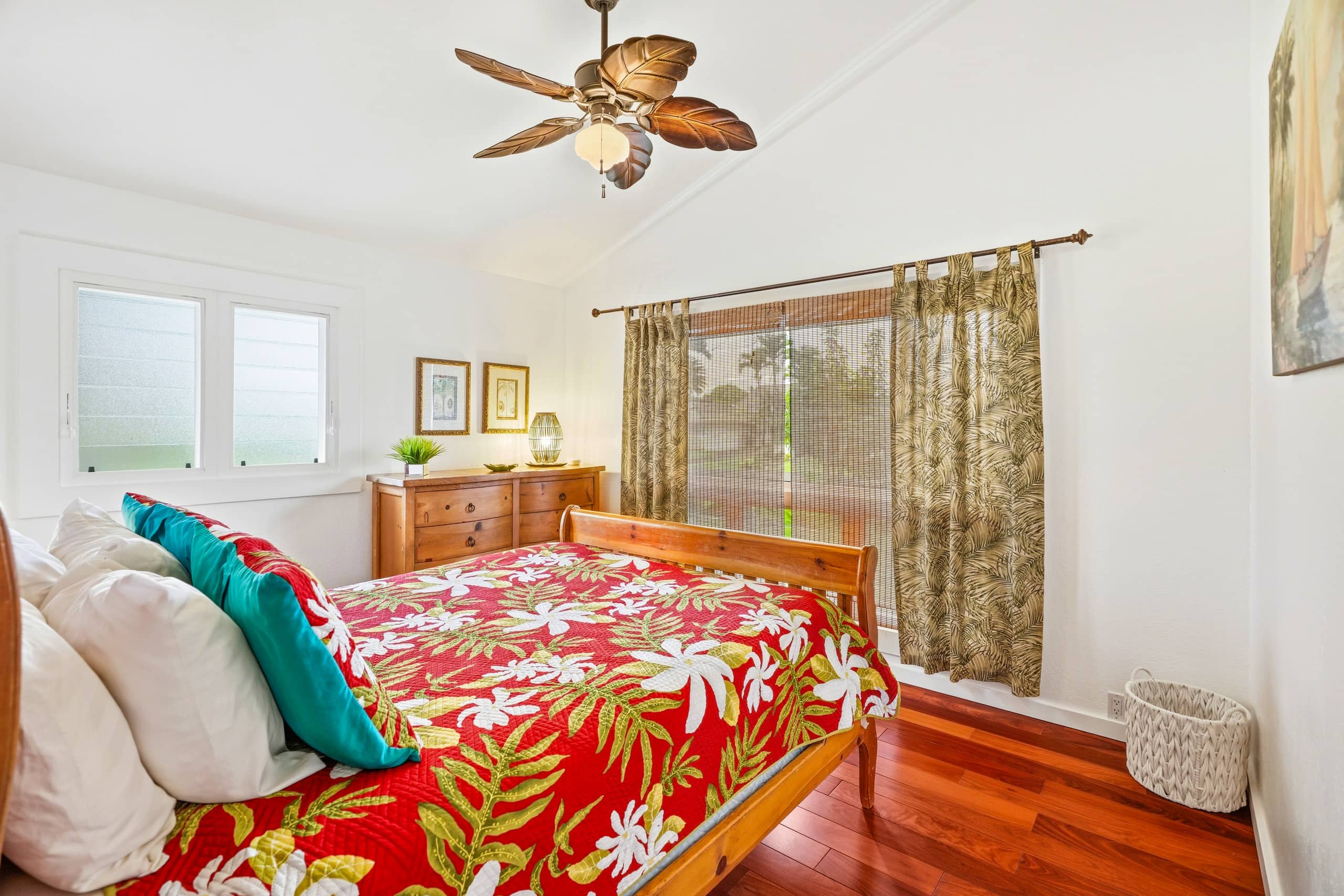 Home in Princeville · ★5.0 · 3 bedrooms · 5 beds · 3.5 baths - Image 37