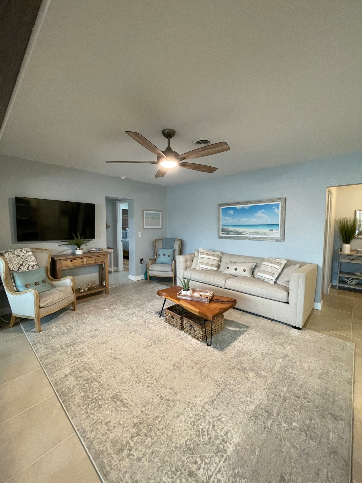 Top Airbnb: Sandy Seas Beach House in Daytona Beach