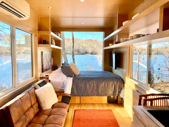 Waterfront Bliss Tiny Home - Connecticut