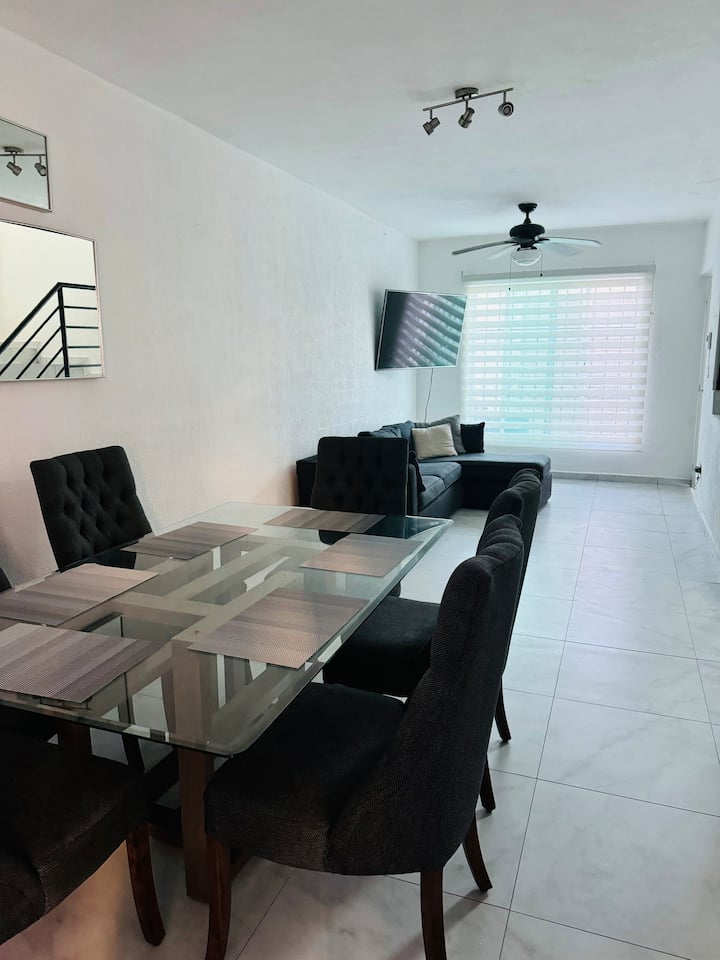 Casa Paseo De Segovia - Cancún