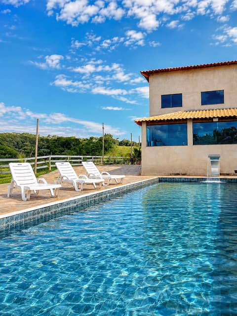 Top Airbnb: Igaratá Farm 1 hour from SP 90,000-liter pool in Jacareí