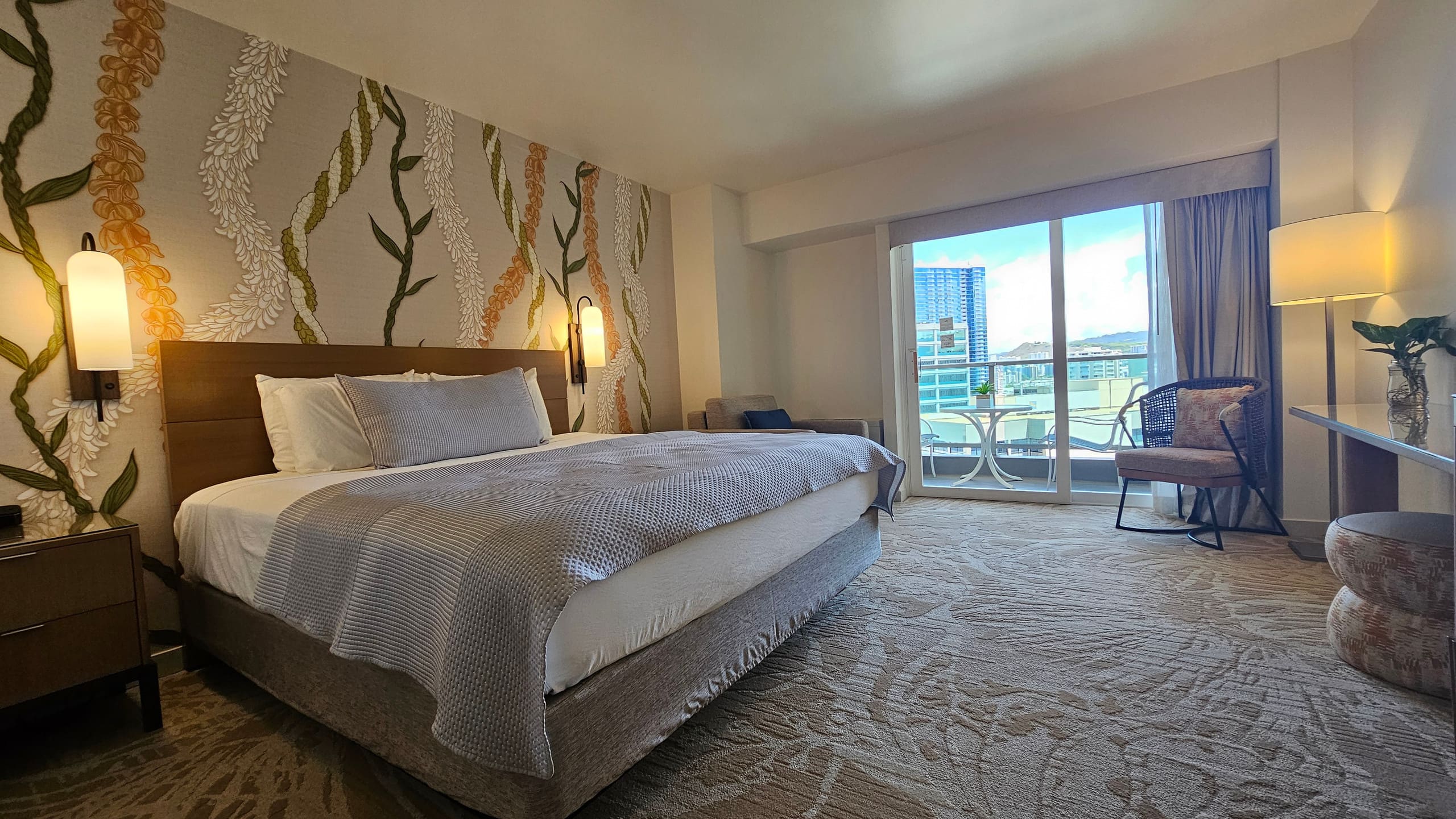 Hotel in Honolulu · ★4.96 · Studio · 2 beds · 1 private bath - Image 11