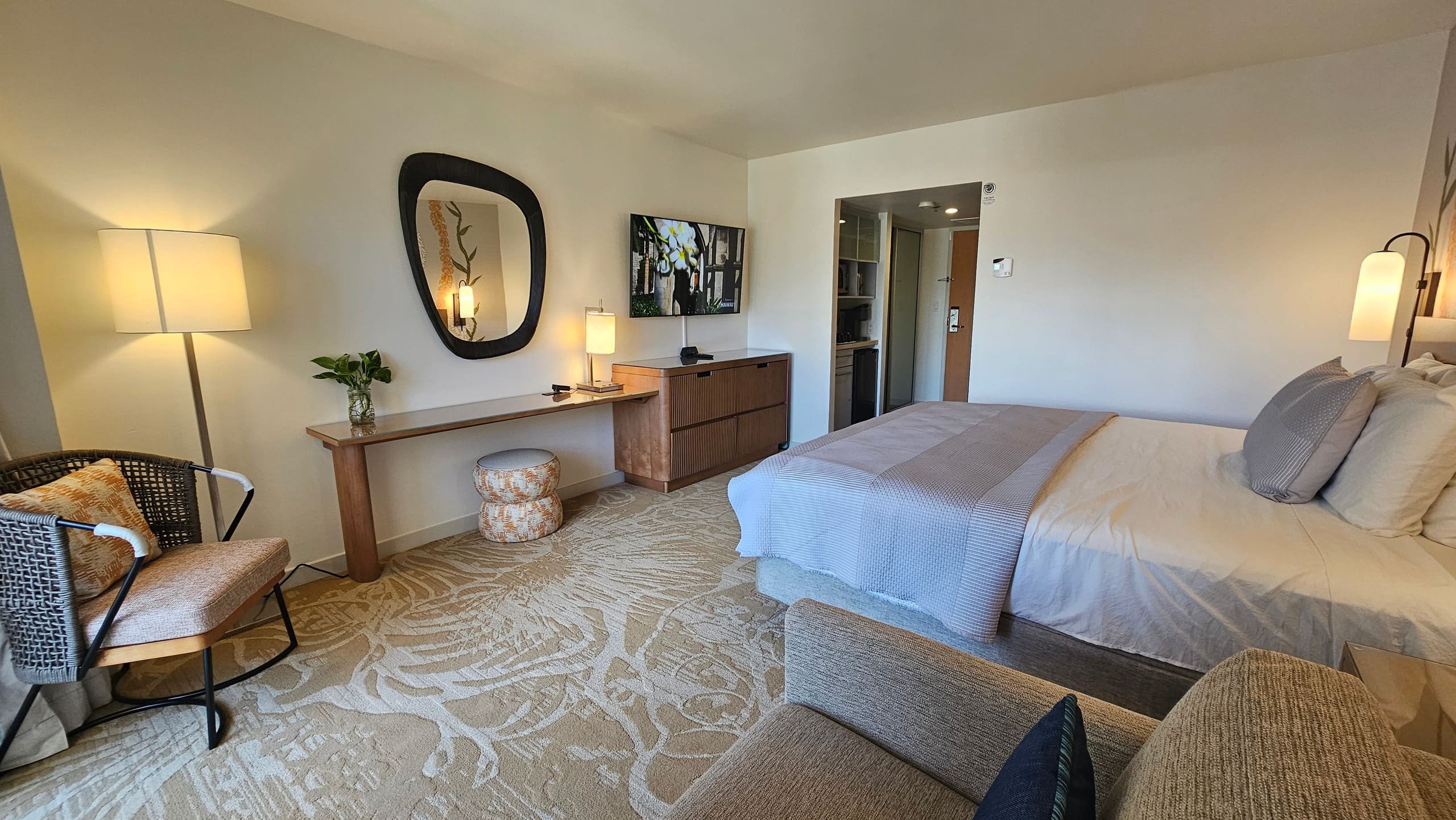 Hotel in Honolulu · ★4.96 · Studio · 2 beds · 1 private bath - Image 8