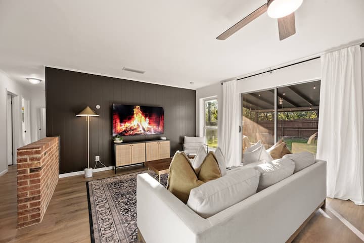 Familyfriendly 3br | Month+ Stays | Near 35e & Unt - 덴턴