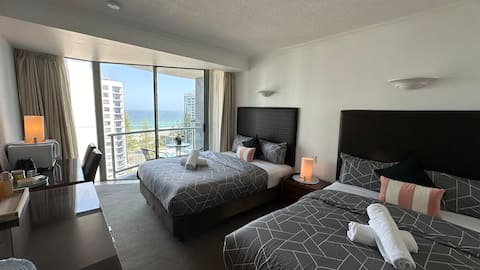 Successful Airbnb property: The Sunset Escape in Surfers Paradise