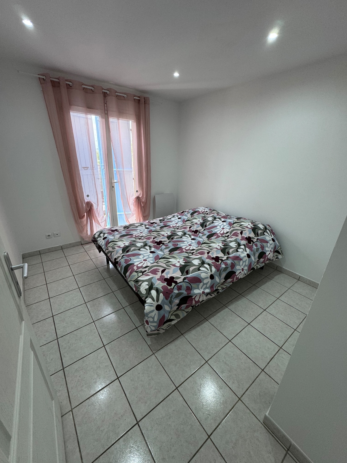 Се приклучија 2 душека 80x200