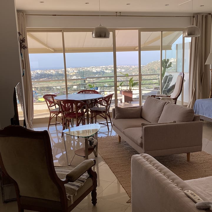 Penthouse 

Soleil  Mer Avec Terrasse   Et Piscine - Albufeira