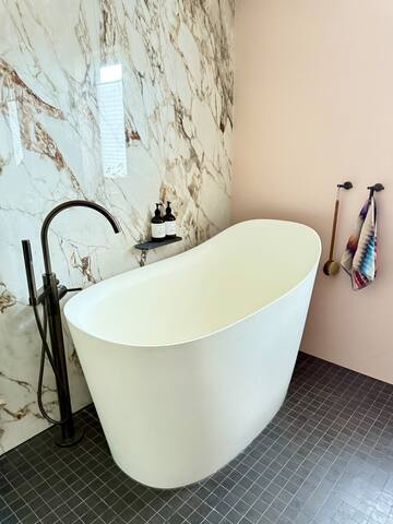 Oslofjord Escape | Beach, Balcony, Free Parking gallery image 3