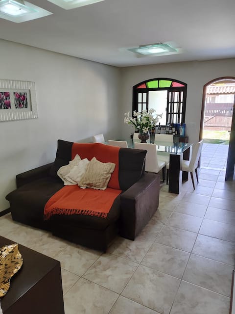 Popular Airbnb listing: Beach house near the sea in Itaipuaçu in Maricá