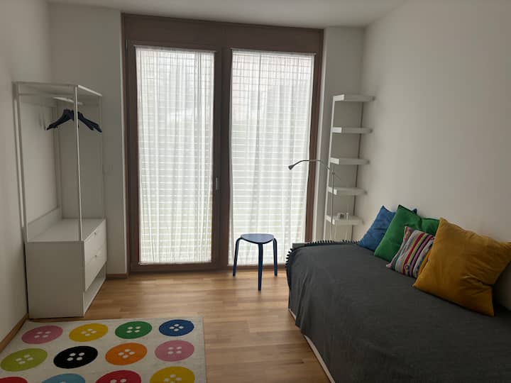 غرفة النوم 2