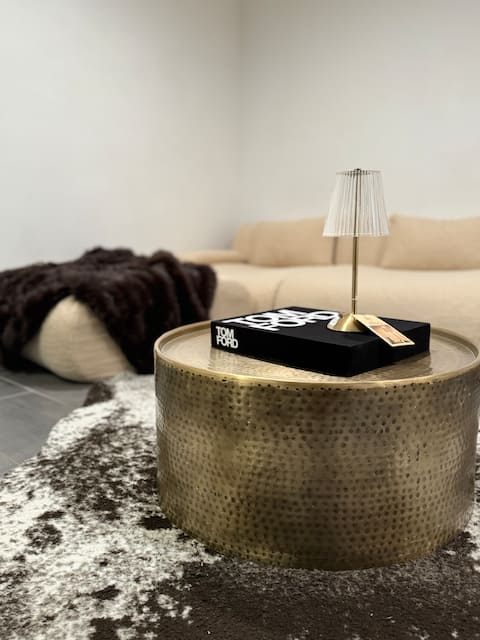 Luxury Private King Sized Suite 5 Min from NYC GWB