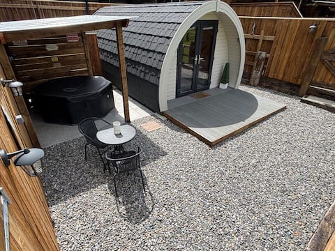 Cozy Haven Pod 1
With Private Hot Tub & ColdShower