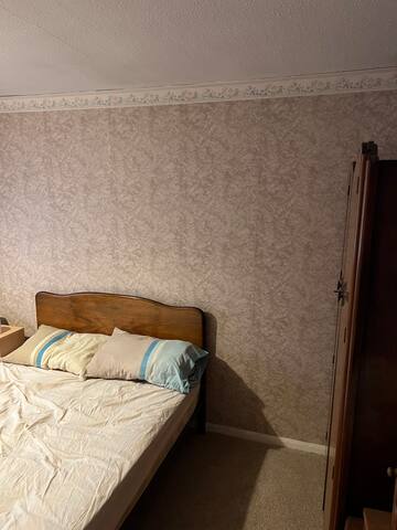 3 bedroom house in town gallery image 3