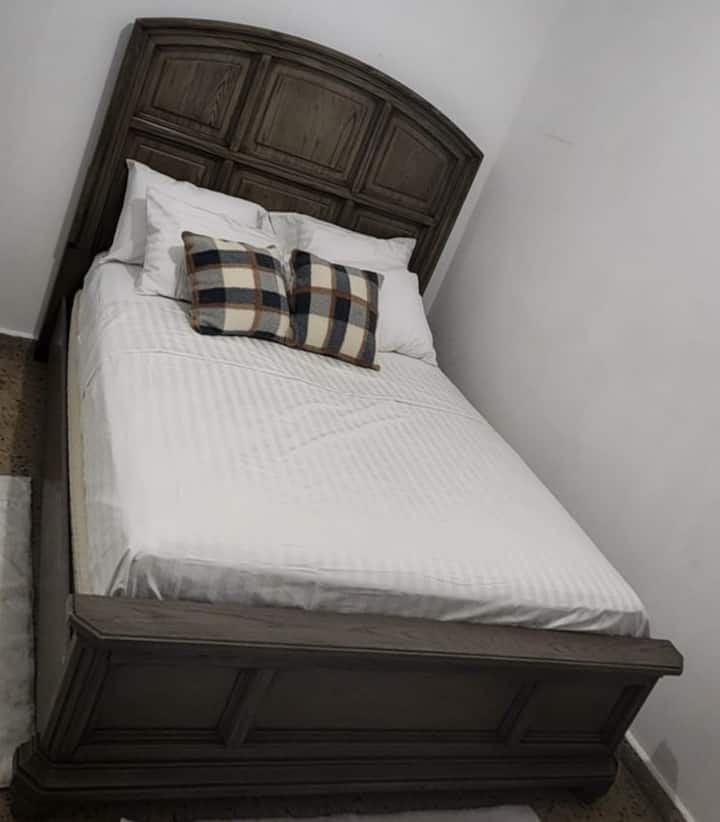 Available only in case of 3 to 4 guests.