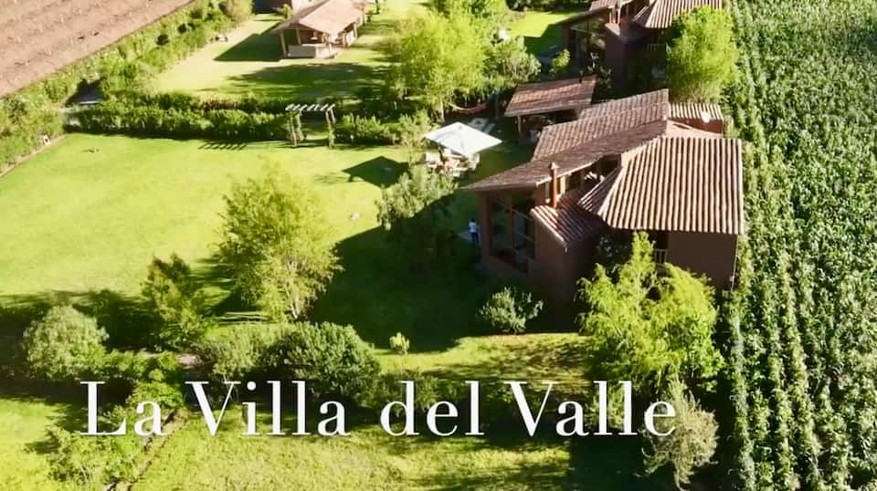 Top-earning Airbnb listing in Huayllabamba, 4 bedrooms