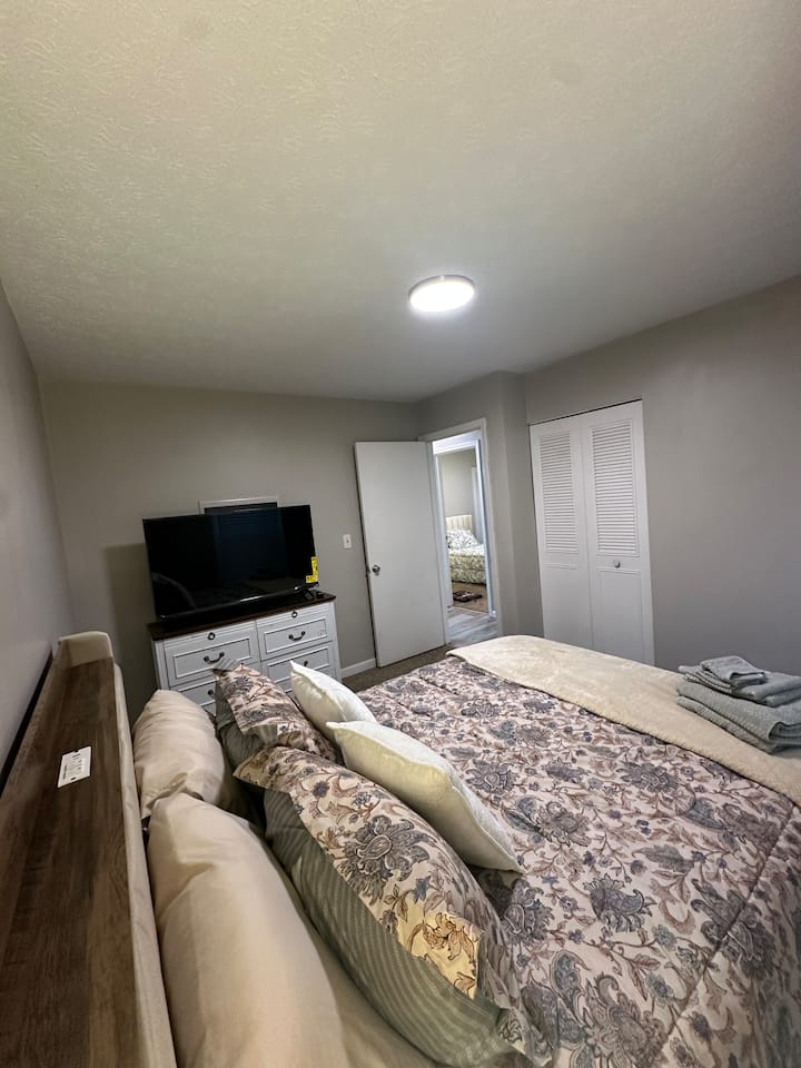 غرفة النوم 2