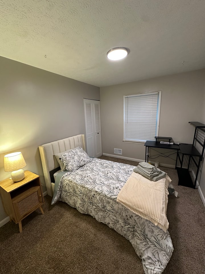 غرفة النوم 1