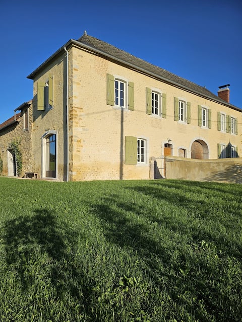 Ganibette House, renovated farmhouse
