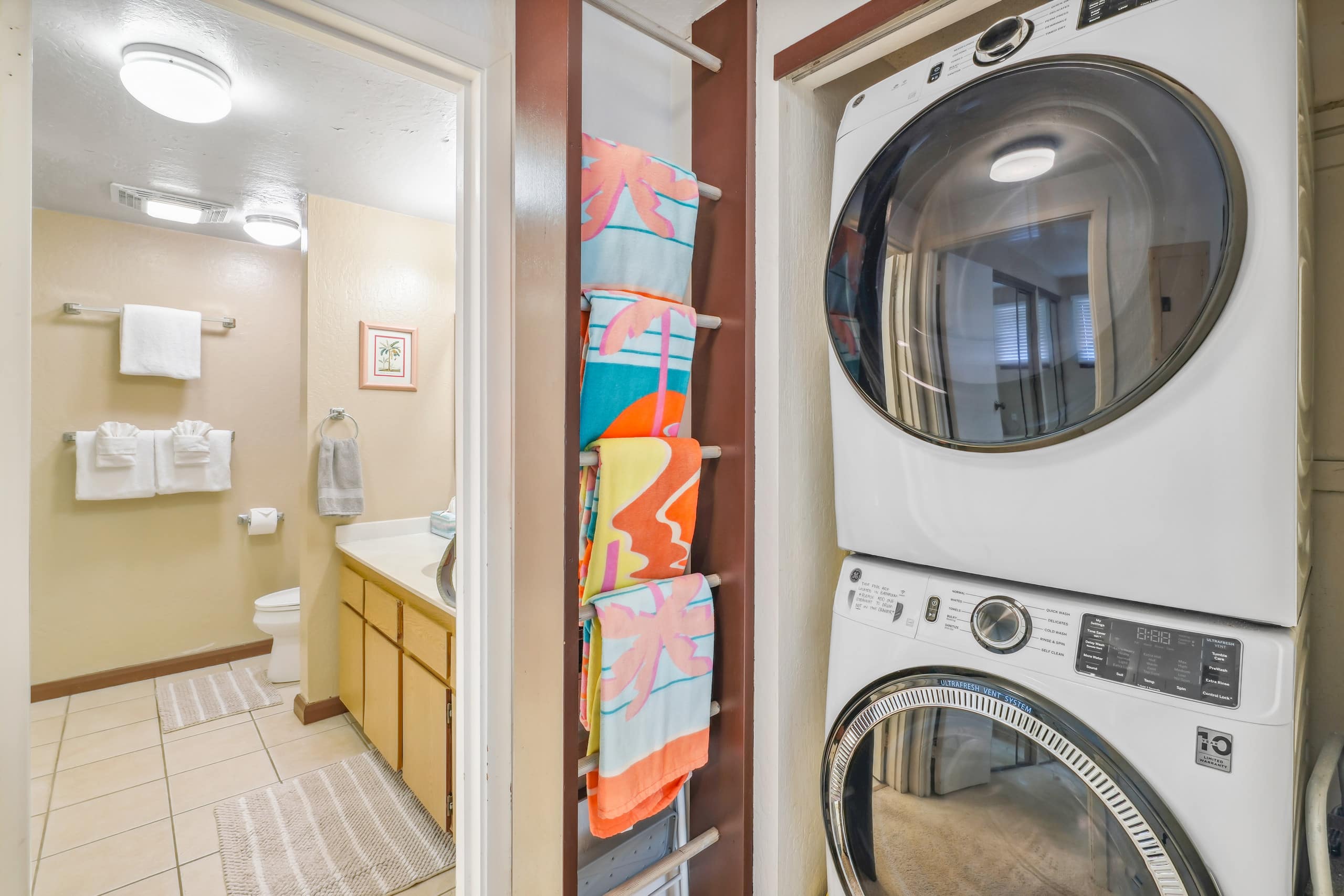 Townhouse in Koloa Kauai · ★4.61 · 2 bedrooms · 3 beds · 1 bath - Image 24