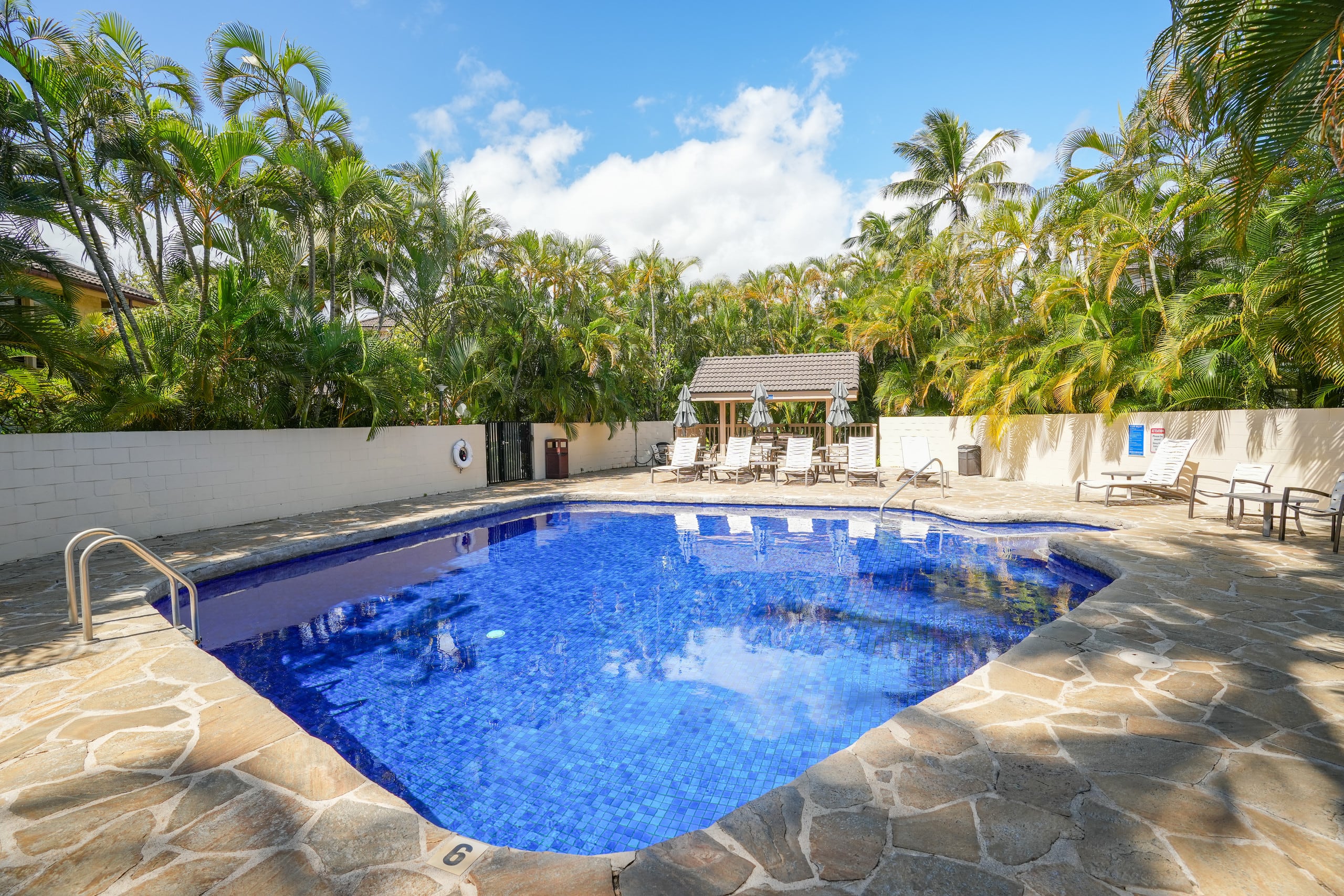 Townhouse in Koloa Kauai · ★4.61 · 2 bedrooms · 3 beds · 1 bath - Image 39