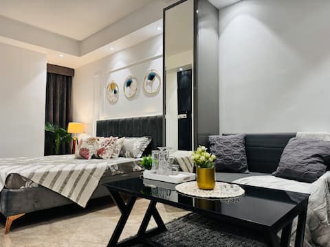 luxury private studio In Zirakpur