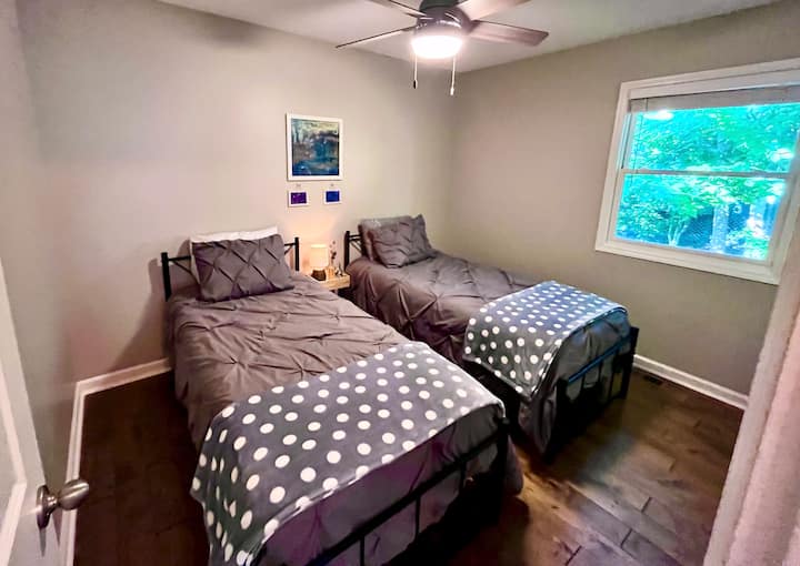 غرفة النوم 2