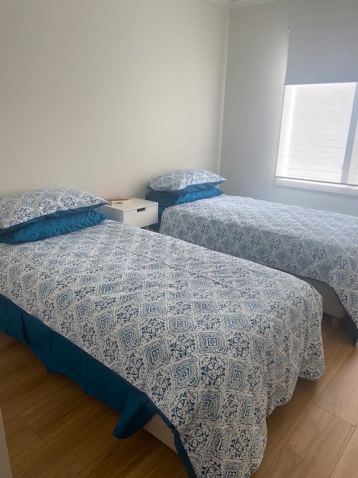 غرفة النوم 2