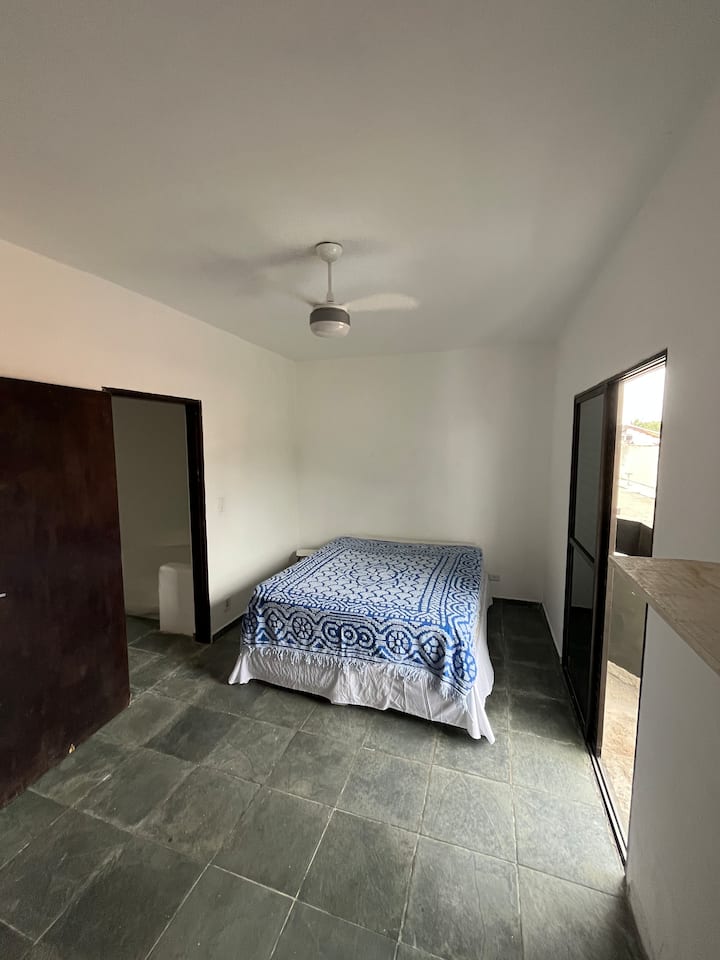 საძინებელი 1