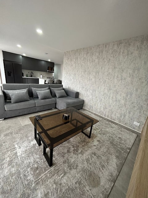 Top performing Airbnb: Luxury apartment in front of Viva, parking / 6 guests in Envigado