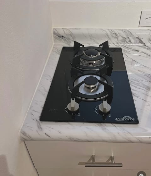 Popular Airbnb listing: Space with kitchen and private bathroom near d Sixflags in Tlalpan