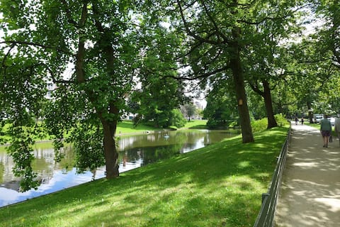 Successful Airbnb property: Apartment along the idyllic canals of Bruges in Brugge